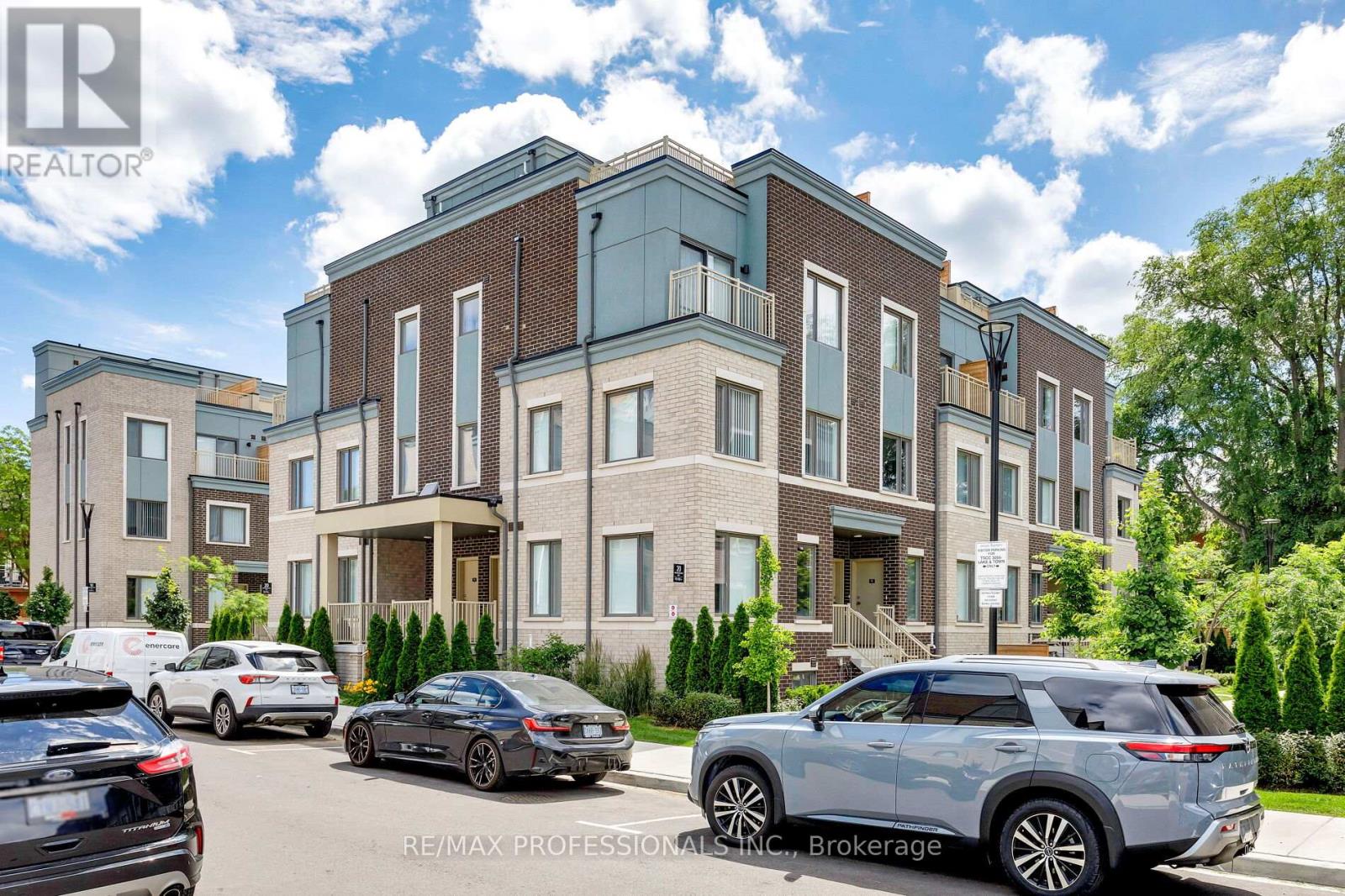 Property at 98 - 20 WILLIAM JACKSON WAY image 2