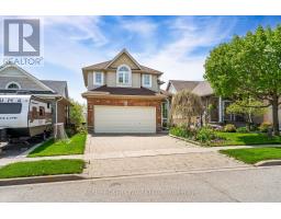 18 APPLETON DRIVE, Orangeville, Ontario