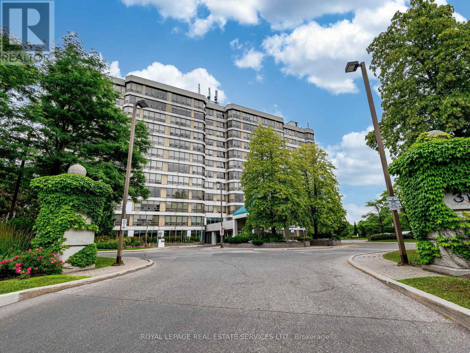Property at 202 - 310 MILL STREET S image 1