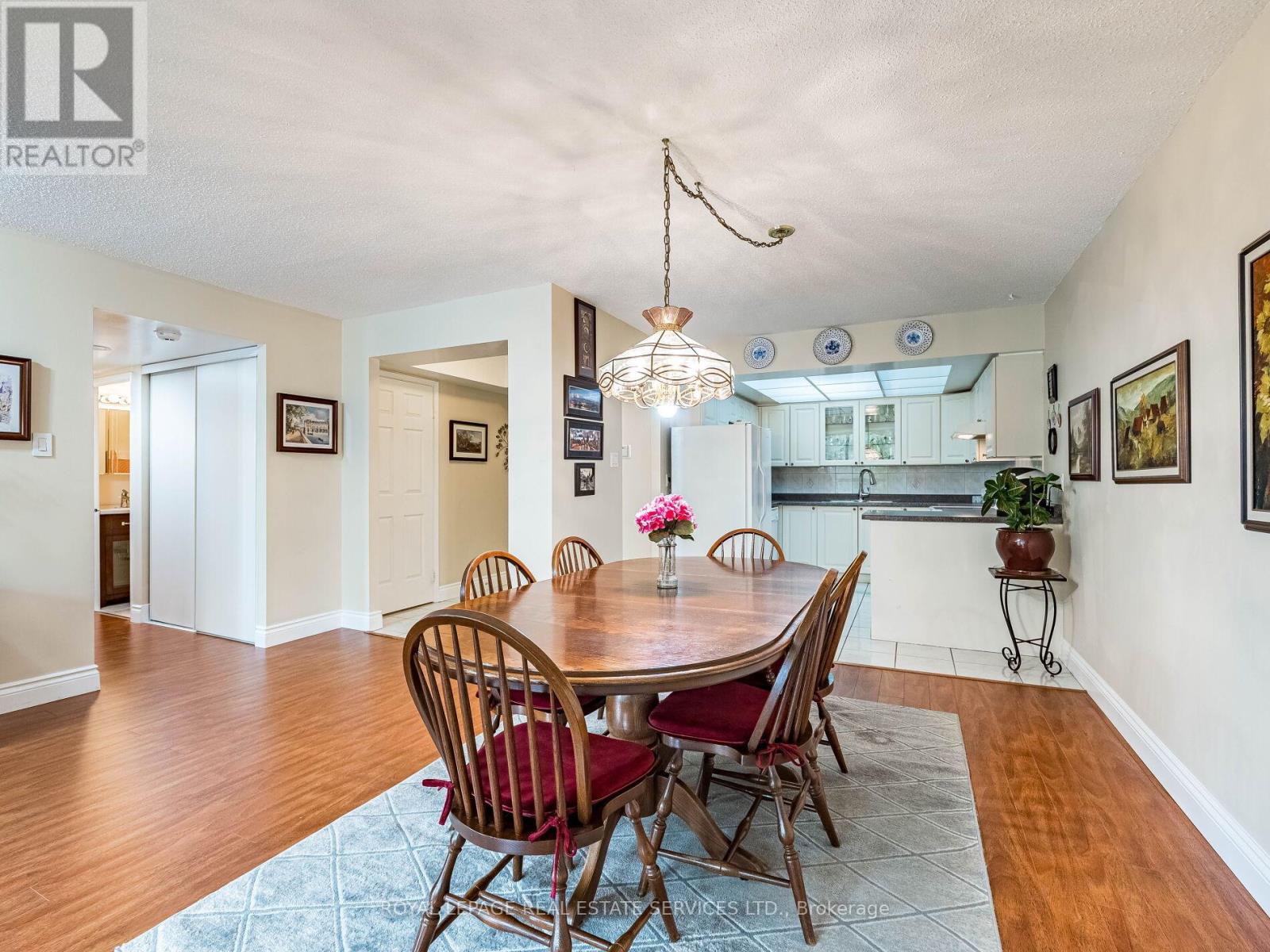 202 - 310 Mill Street S, Brampton (Brampton South), Ontario  L6Y 3B1 - Photo 13 - W12275570