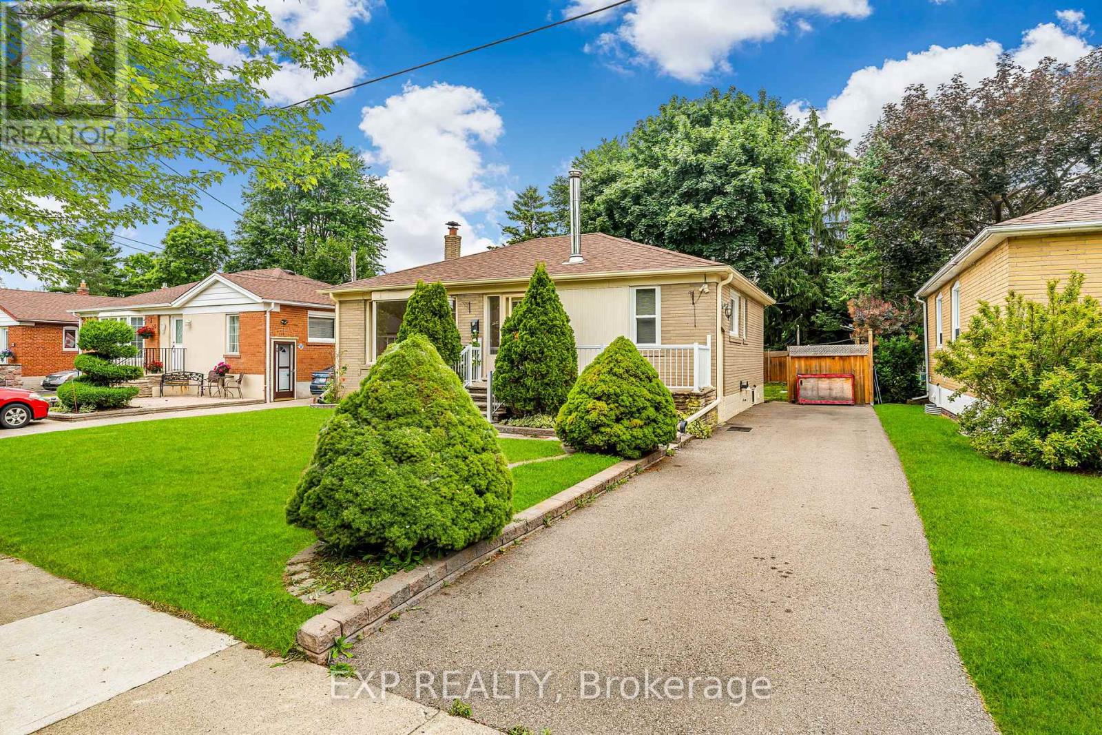 Property at 27 SHELLEY STREET image 2