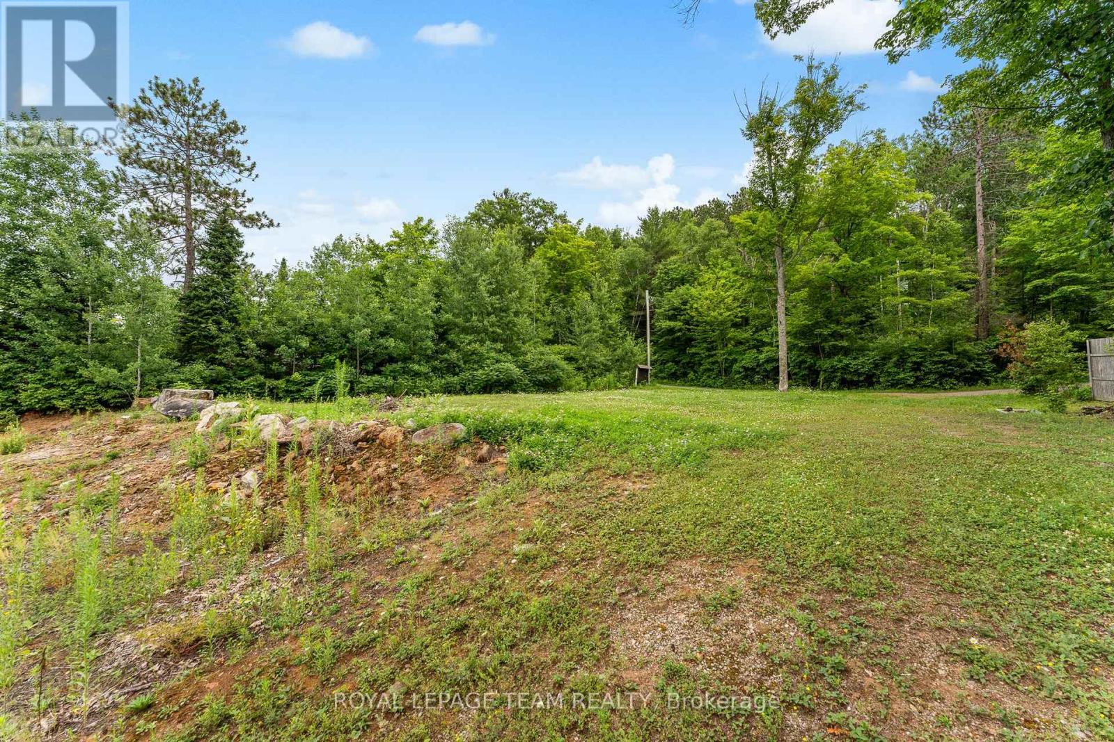 281 Chimo Road N, Greater Madawaska, Ontario  K0J 1H0 - Photo 20 - X12049371