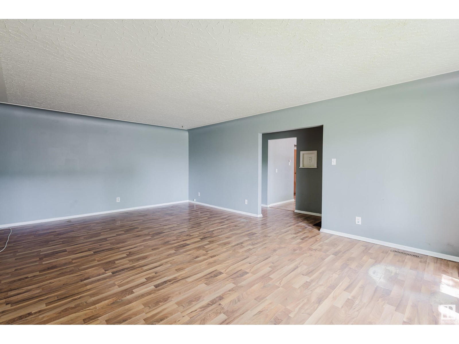 Property at 10454 78 AV NW image 5