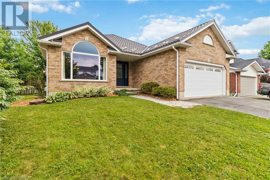 Property at 42 SANDPIPER Drive image 2