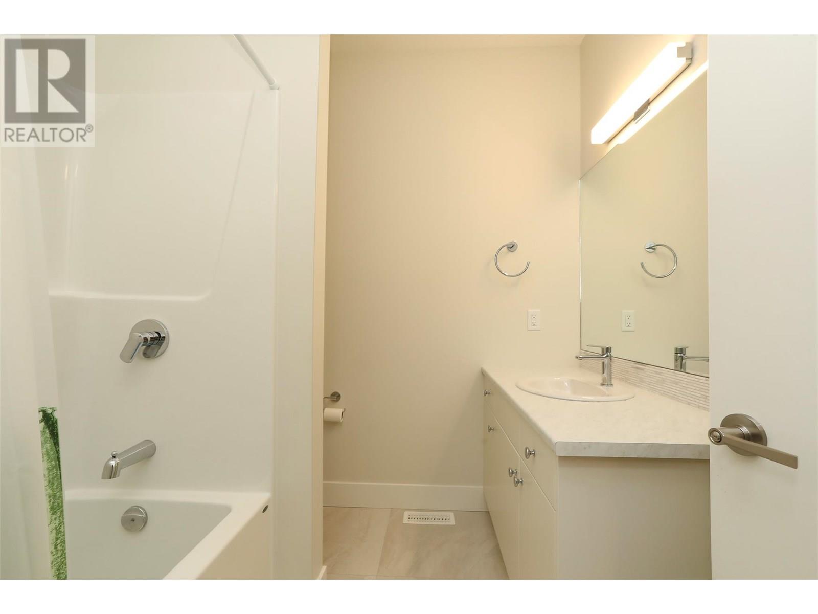 12840 Stillwater Court Unit# 19, Lake Country, British Columbia  V4V 2W6 - Photo 12 - 10355506