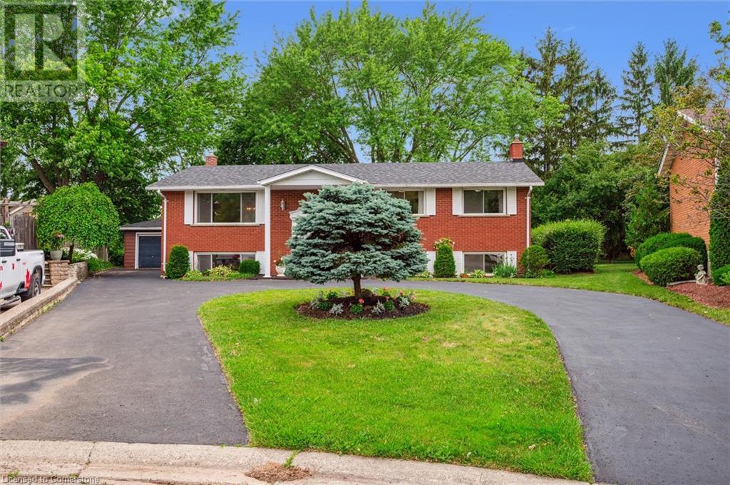Property at 553 GLENDENE Crescent image 2