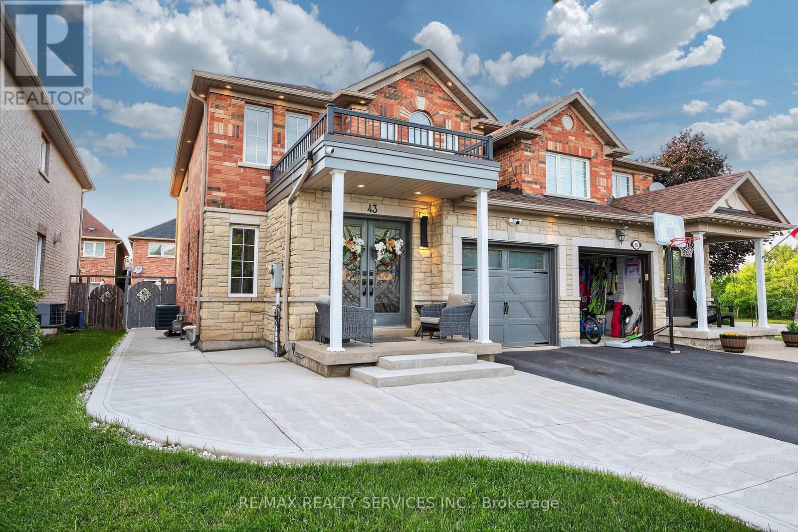 Property at 43 MOWAT CRESCENT image 1