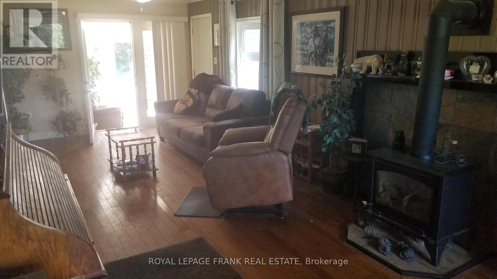 31 Boulter Lake Road, Hastings Highlands, Ontario  K0L 2K0 - Photo 7 - X12275700