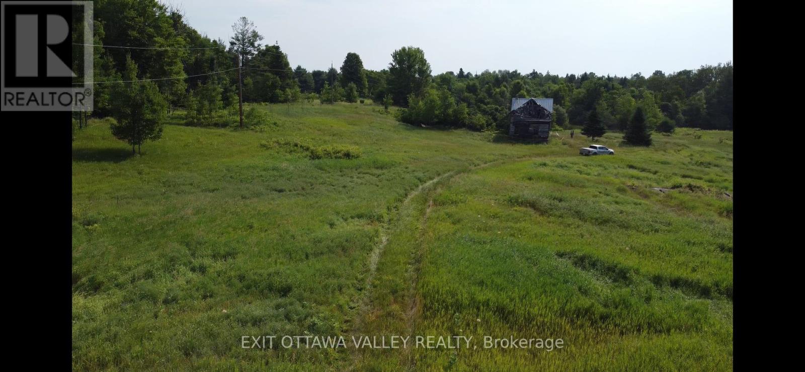 272 Round Lake Road, Killaloe, Ontario  K0J 2A0 - Photo 3 - X12274010