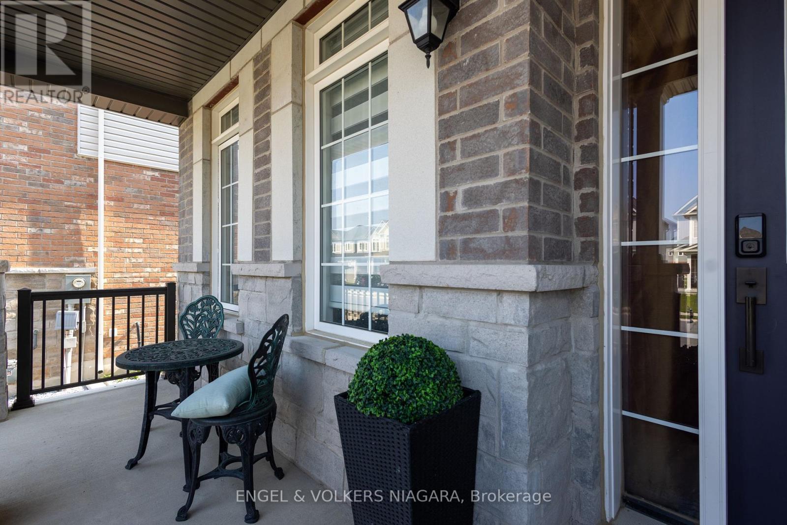 Property at 9234 WHITE OAK AVENUE image 5