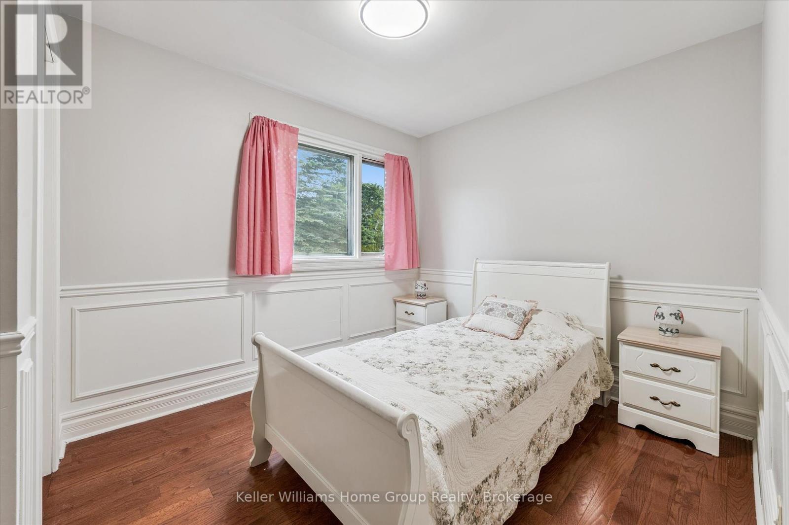 16 Eleanor Court, Guelph, Ontario  N1E 1S8 - Photo 17 - X12275724