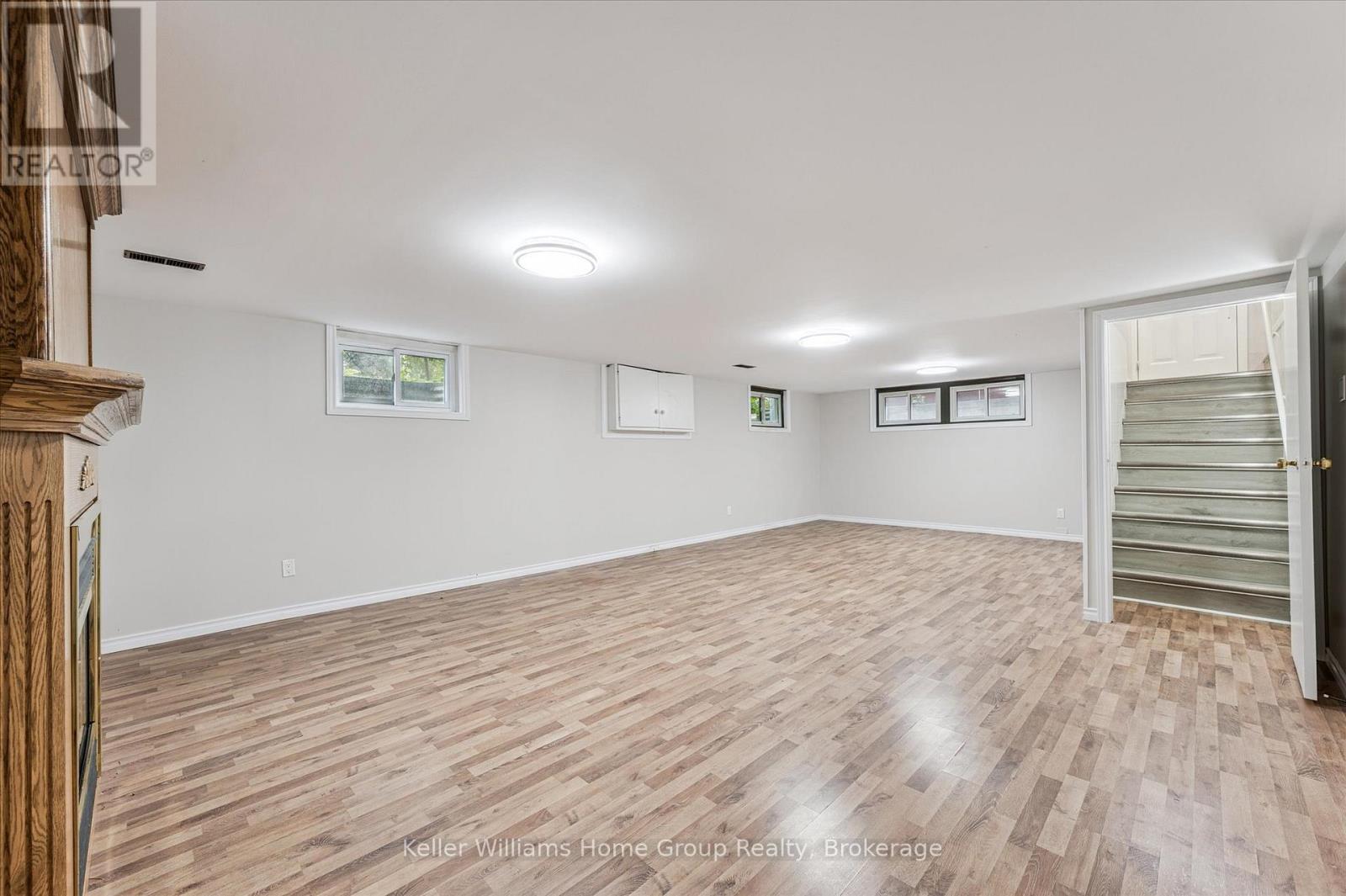 16 Eleanor Court, Guelph, Ontario  N1E 1S8 - Photo 23 - X12275724