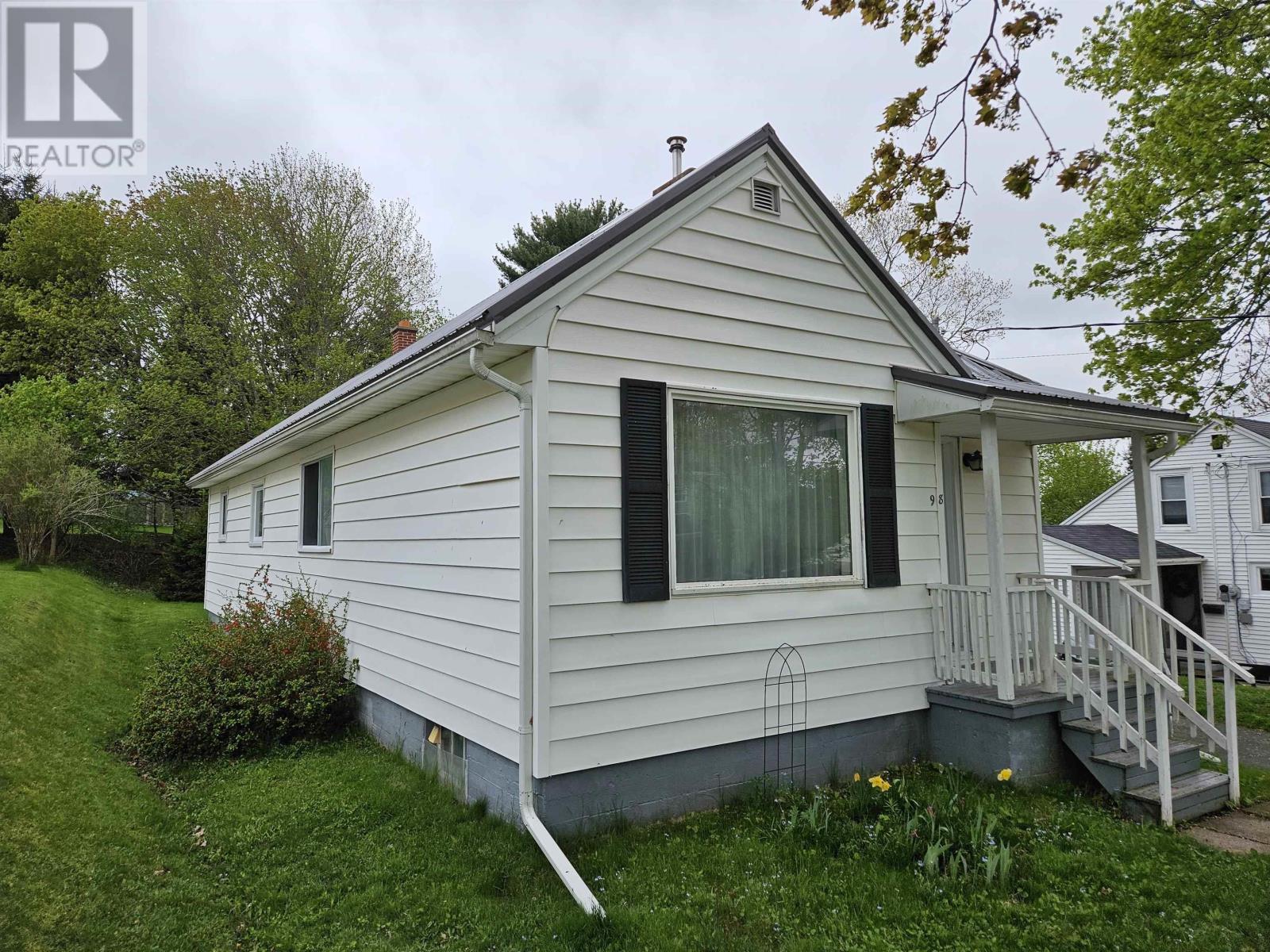 Property at 98 Wood Street image 3
