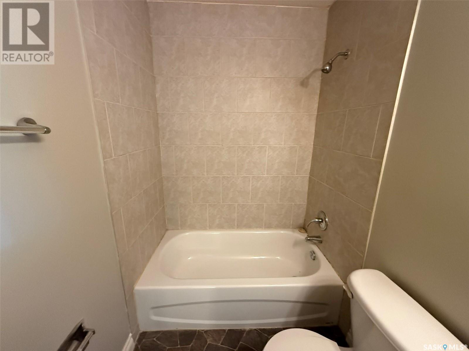 3 1811 8th Avenue N, Regina, Saskatchewan  S4R 0G5 - Photo 11 - SK012177