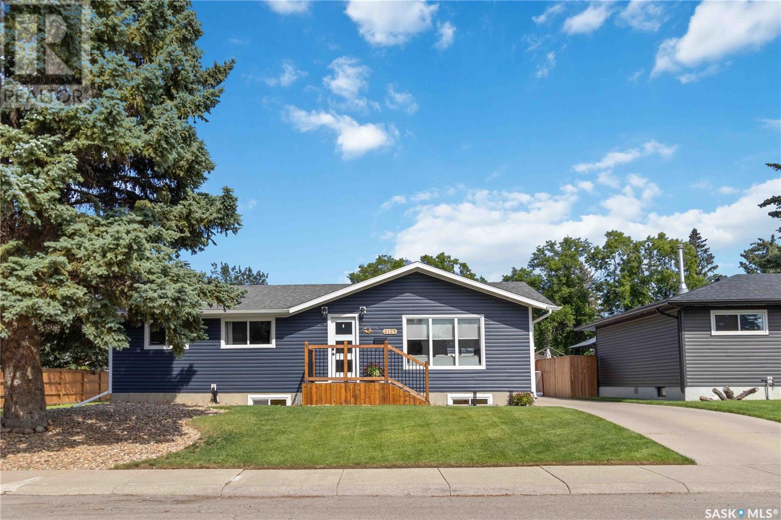 2125 Easthill, saskatoon, Saskatchewan
