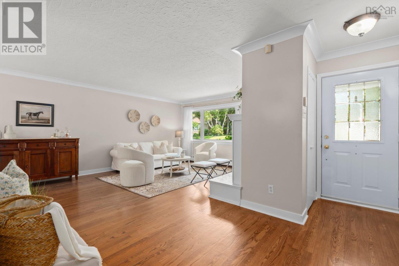 Property at 21 Ernest Avenue image 2