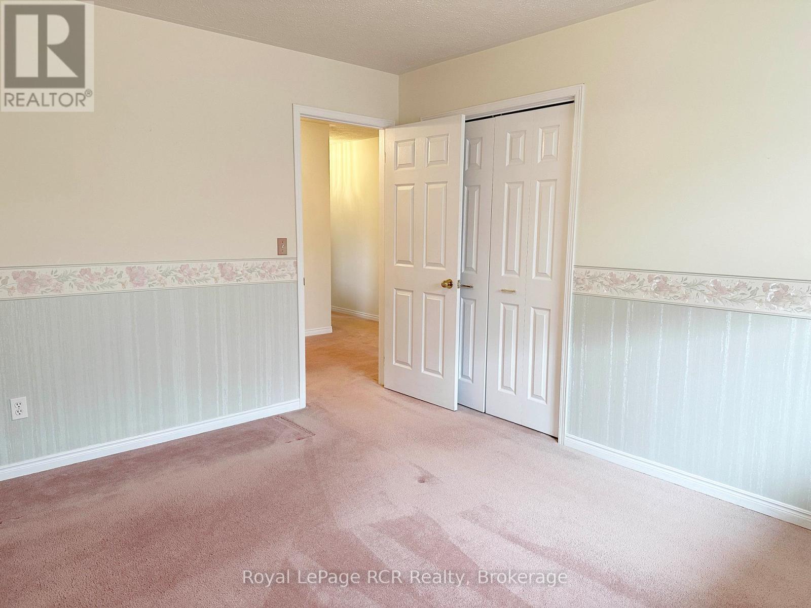 218 4th Street Crescent, Hanover, Ontario  N4N 3S2 - Photo 24 - X12085716
