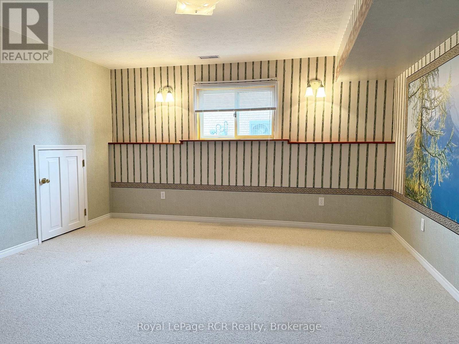 218 4th Street Crescent, Hanover, Ontario  N4N 3S2 - Photo 43 - X12085716