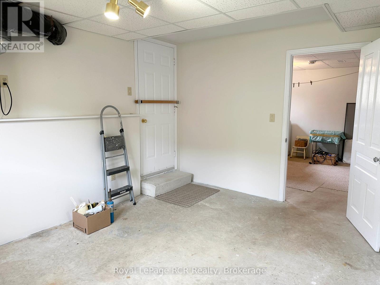 218 4th Street Crescent, Hanover, Ontario  N4N 3S2 - Photo 42 - X12085716