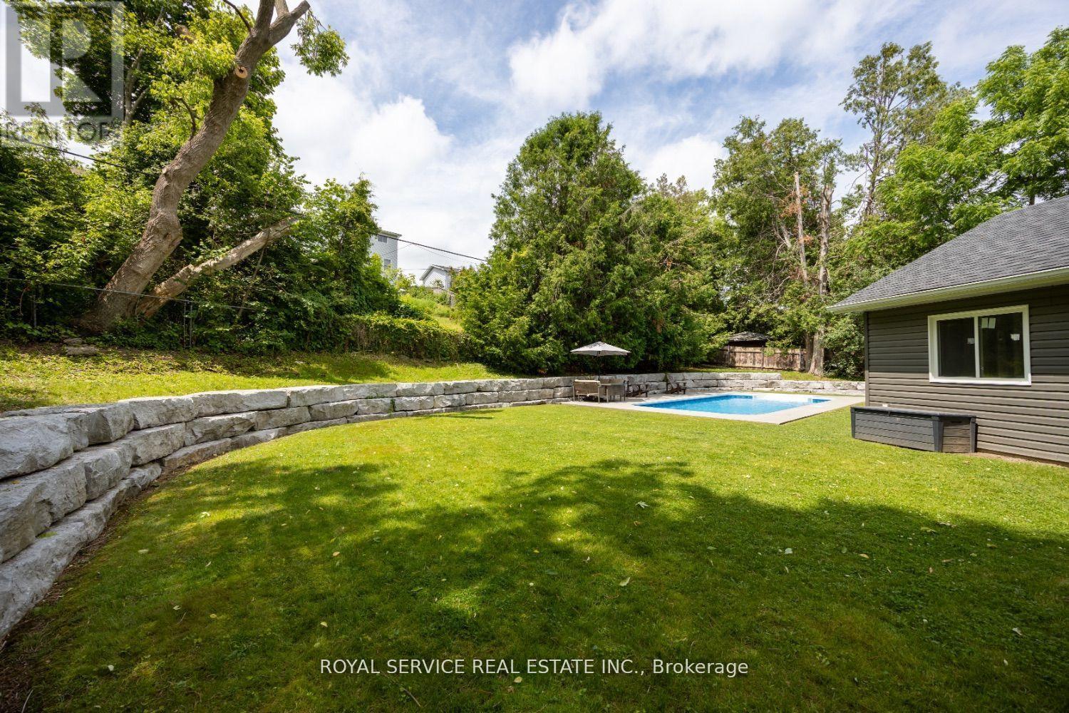 Property at 47 KAWARTHA HEIGHTS BOULEVARD image 4