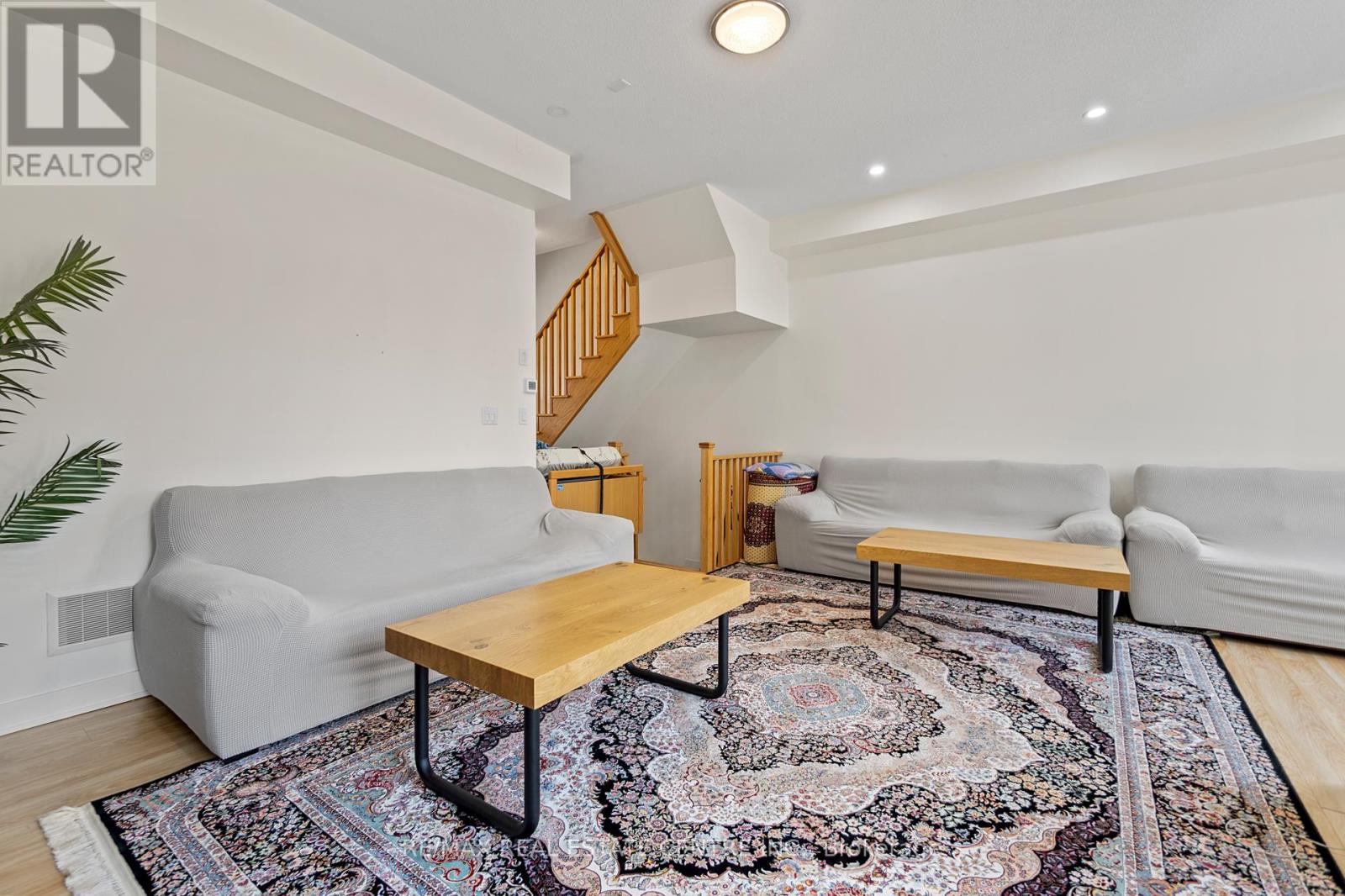 53 Benoit Street, Vaughan, Ontario  L4H 4R3 - Photo 10 - N12275655