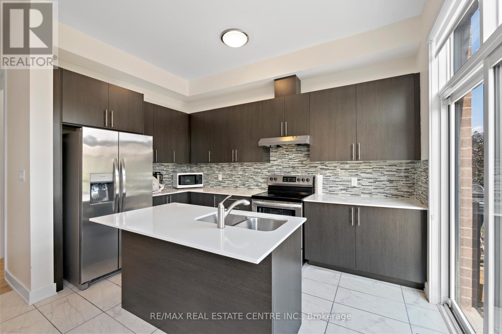 53 Benoit Street, Vaughan, Ontario  L4H 4R3 - Photo 15 - N12275655