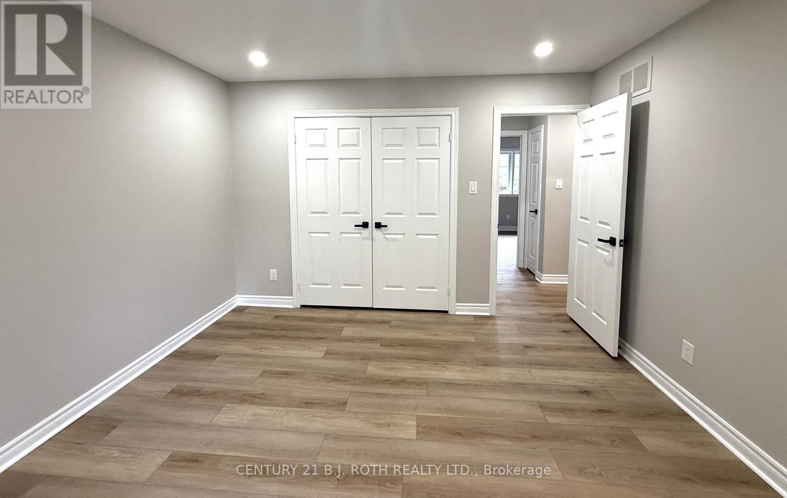 2155 Raynor Court, Innisfil (Alcona), Ontario  L0L 2M0 - Photo 14 - N12275838