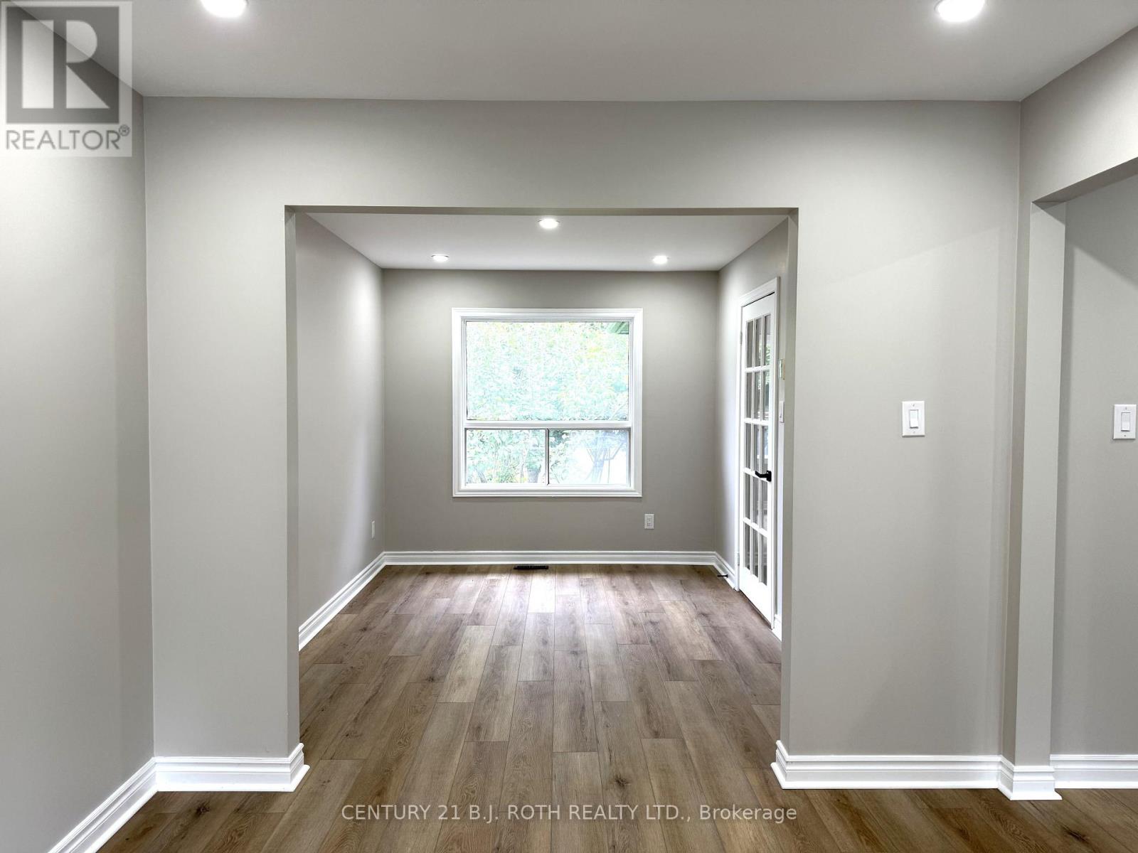 2155 Raynor Court, Innisfil (Alcona), Ontario  L0L 2M0 - Photo 9 - N12275838