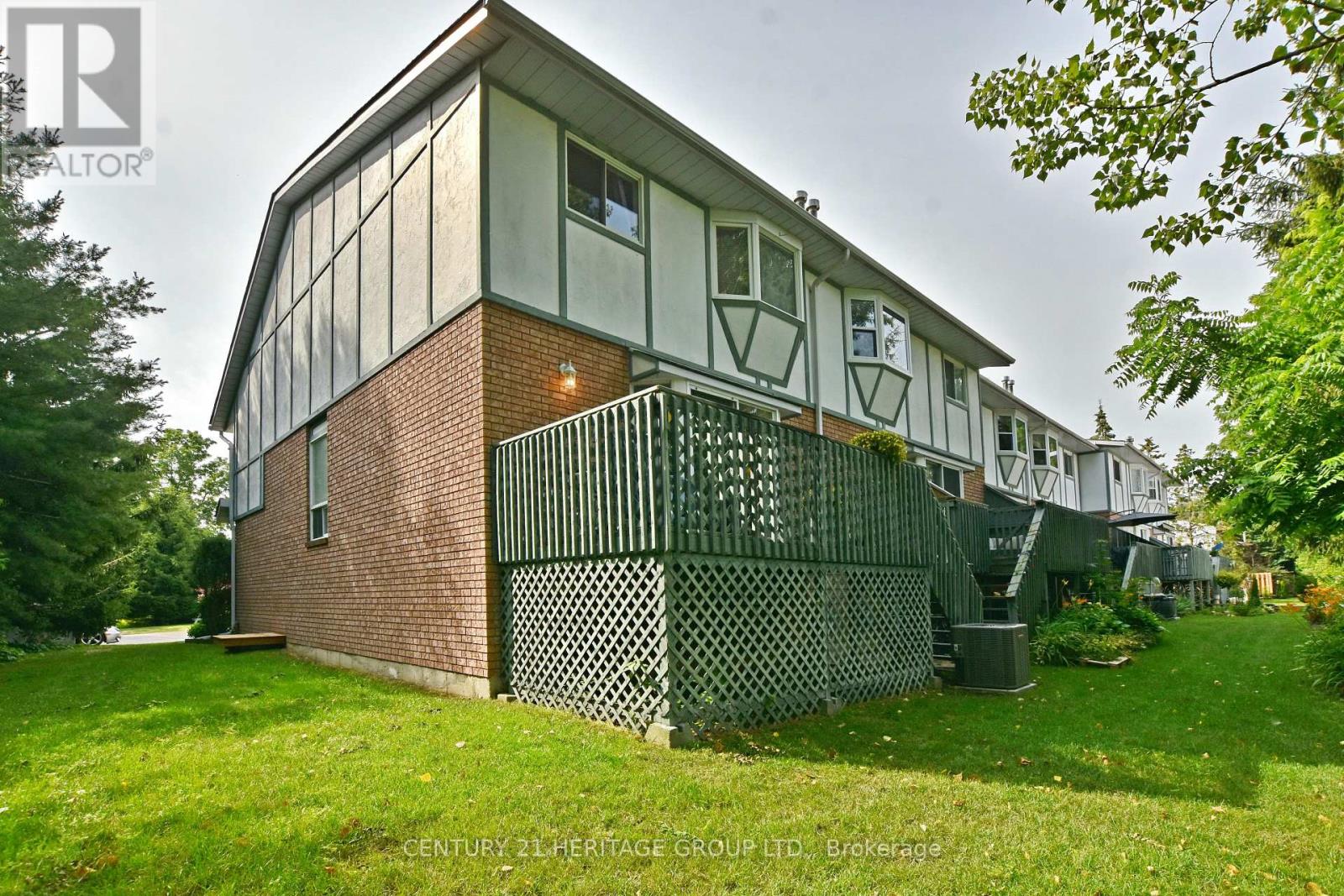 6 - 410 Thomas Street, Clearview, Ontario  L0M 1S0 - Photo 3 - S12275879