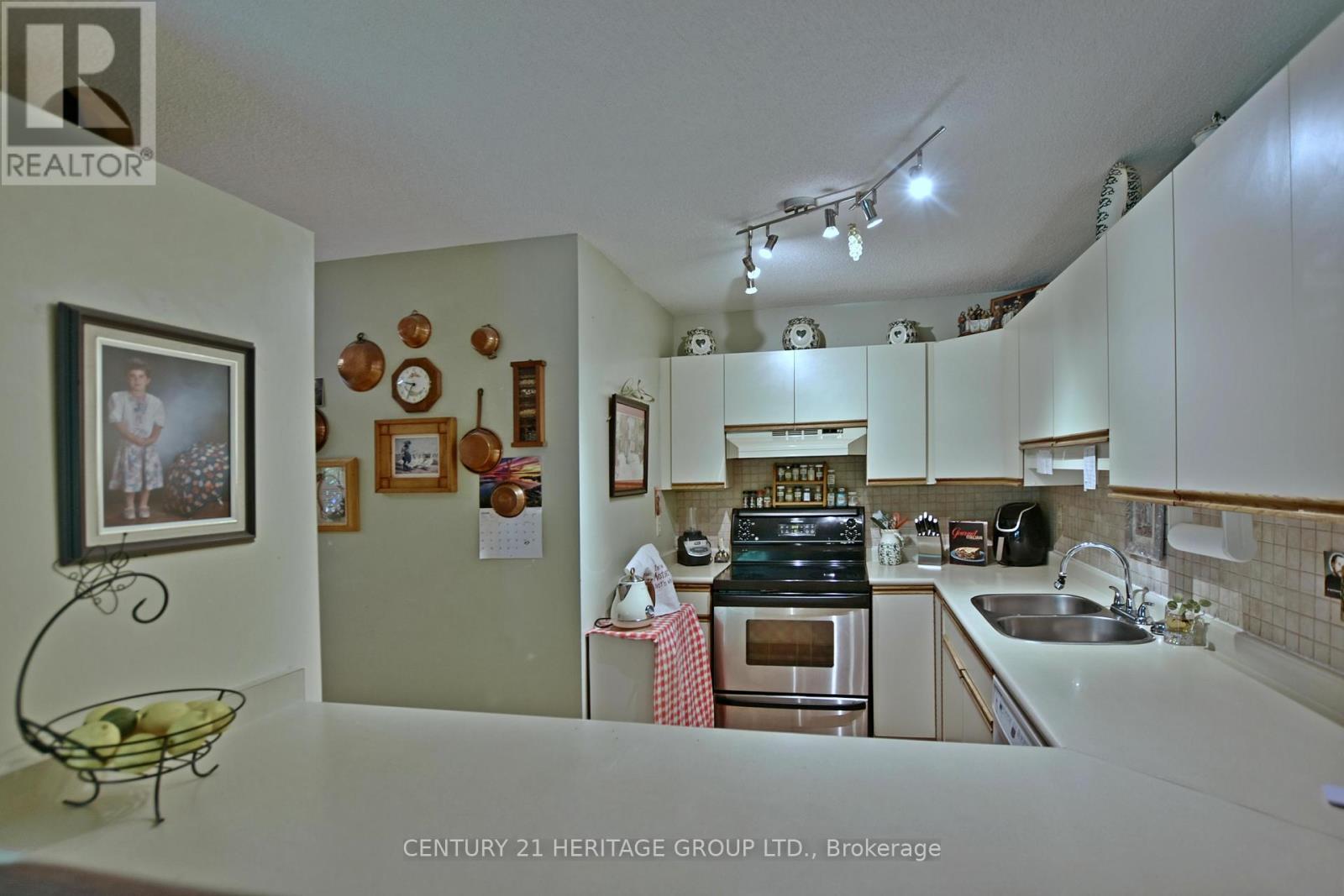 6 - 410 Thomas Street, Clearview, Ontario  L0M 1S0 - Photo 9 - S12275879