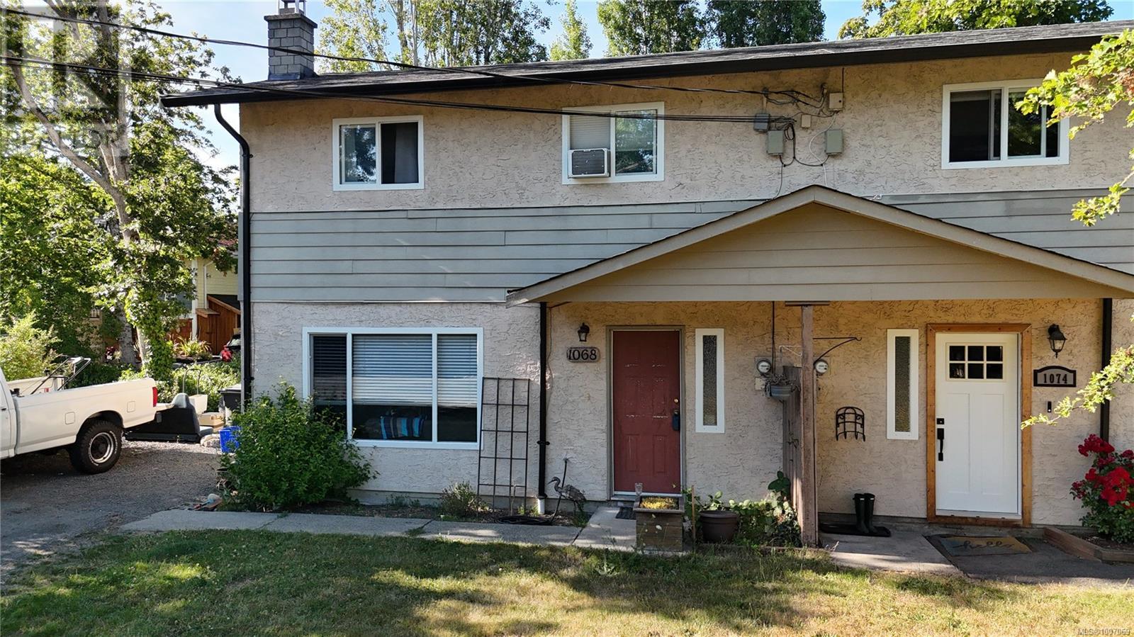 Property at 1068 Clarke Rd image 2