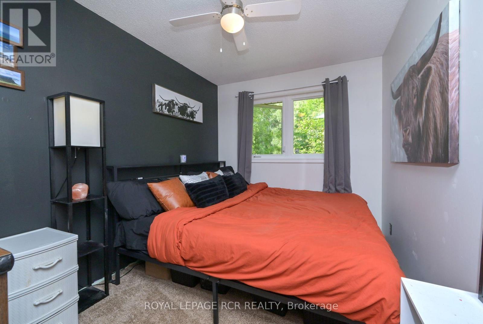 14007 Fifth Line, Halton Hills, Ontario  L0P 1H0 - Photo 12 - W12275712