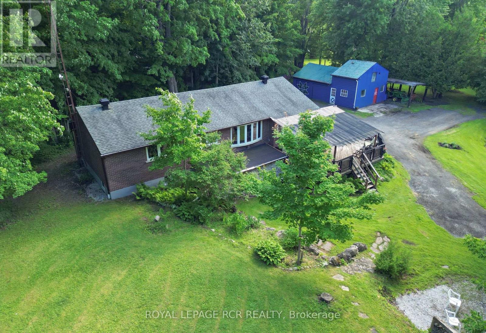 14007 Fifth Line, Halton Hills, Ontario  L0P 1H0 - Photo 28 - W12275712