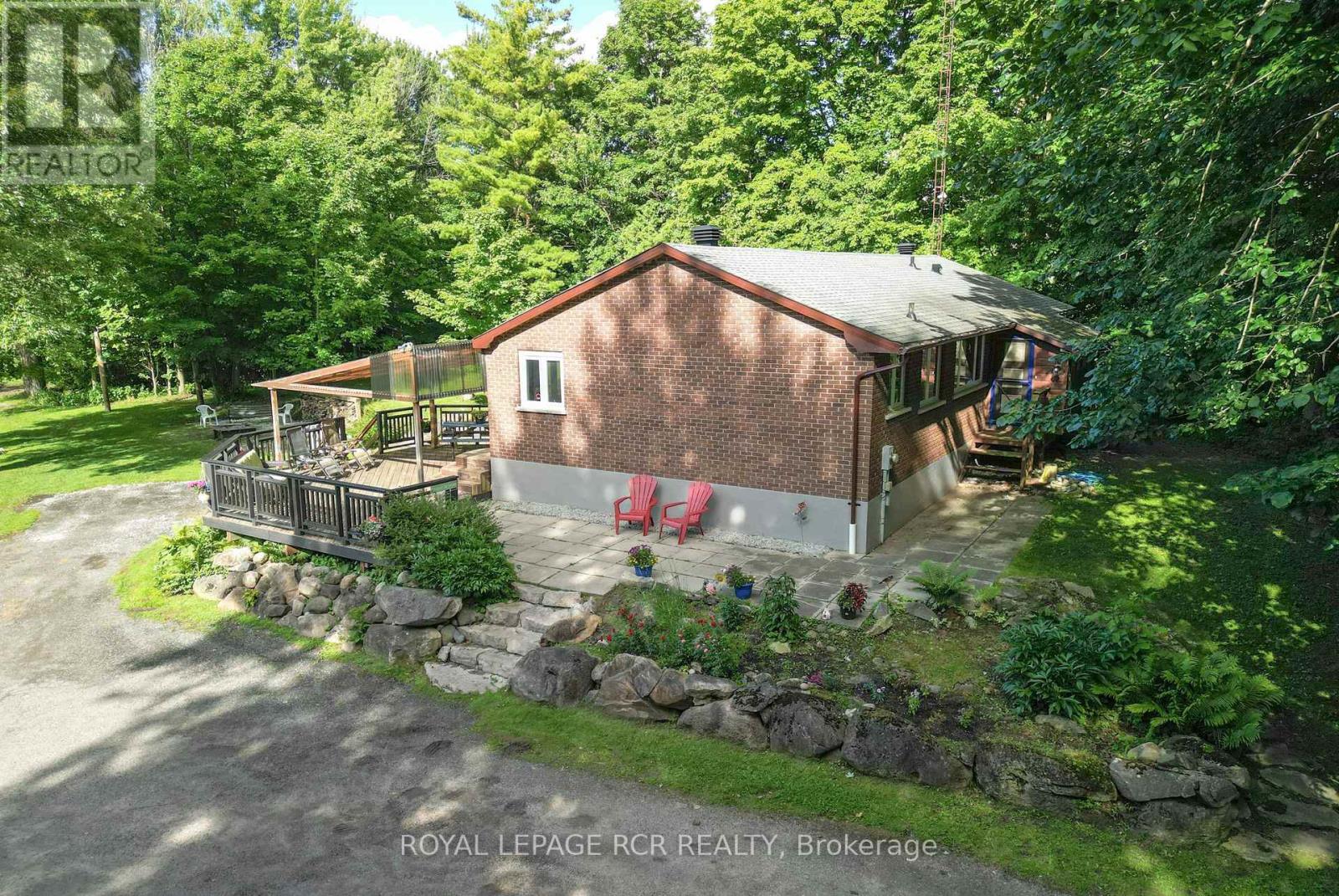 14007 Fifth Line, Halton Hills, Ontario  L0P 1H0 - Photo 32 - W12275712