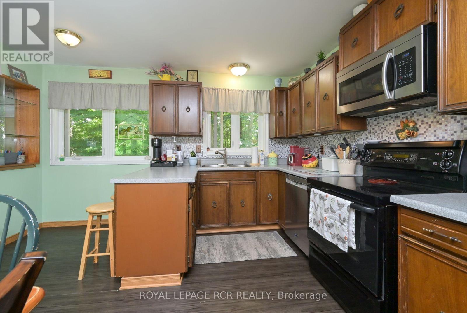 14007 Fifth Line, Halton Hills, Ontario  L0P 1H0 - Photo 6 - W12275712