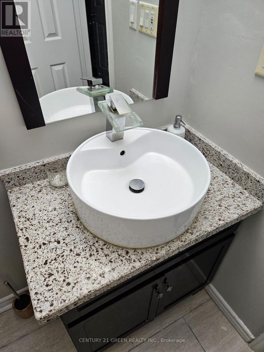 62 Histon Crescent, Brampton (Madoc), Ontario  L6V 3R1 - Photo 25 - W12275723
