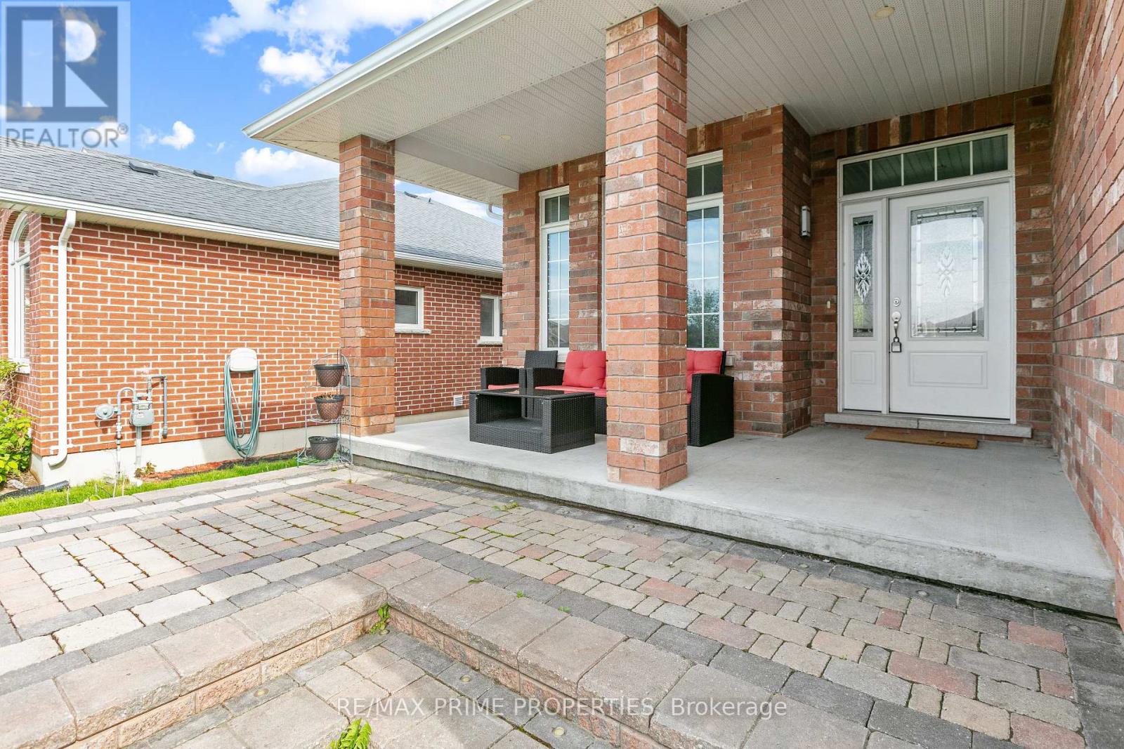 36 Bevan Drive, Belleville (Thurlow Ward), Ontario  K8N 4Z5 - Photo 3 - X12182954
