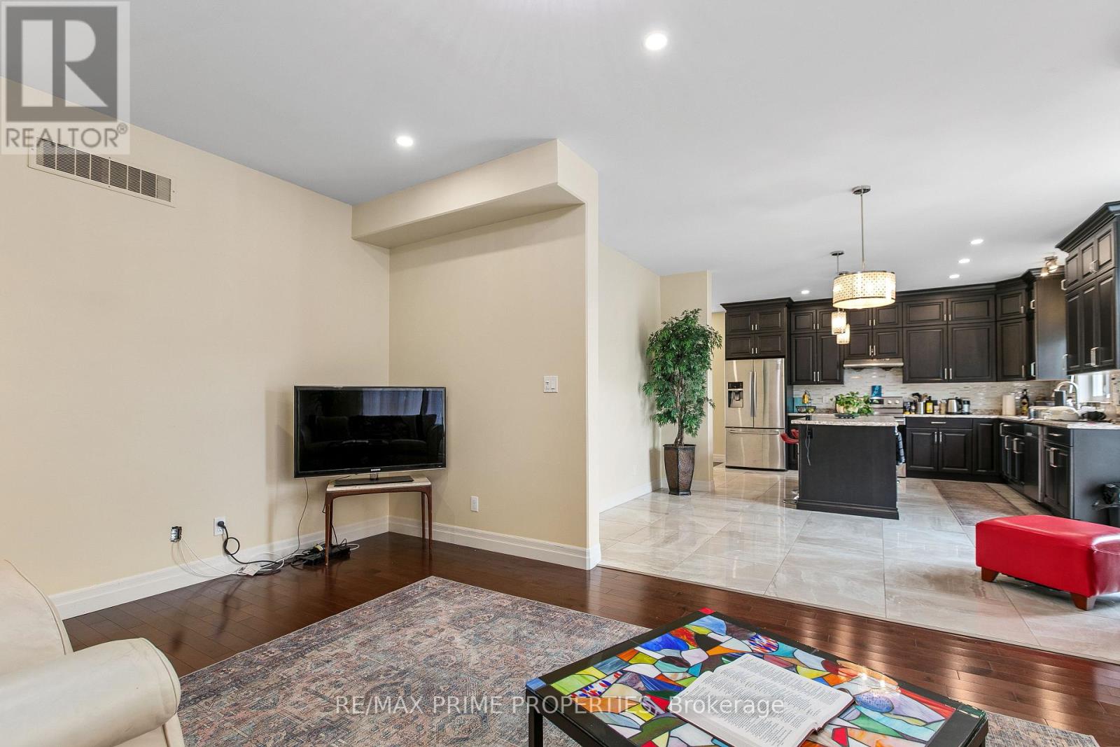 36 Bevan Drive, Belleville (Thurlow Ward), Ontario  K8N 4Z5 - Photo 8 - X12182954