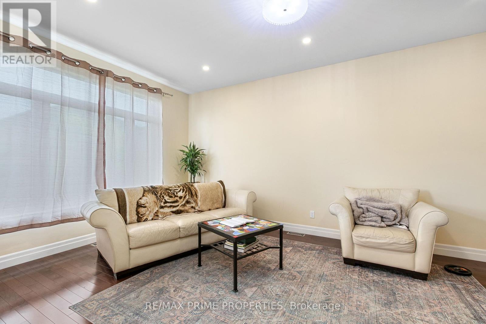 36 Bevan Drive, Belleville (Thurlow Ward), Ontario  K8N 4Z5 - Photo 5 - X12182954