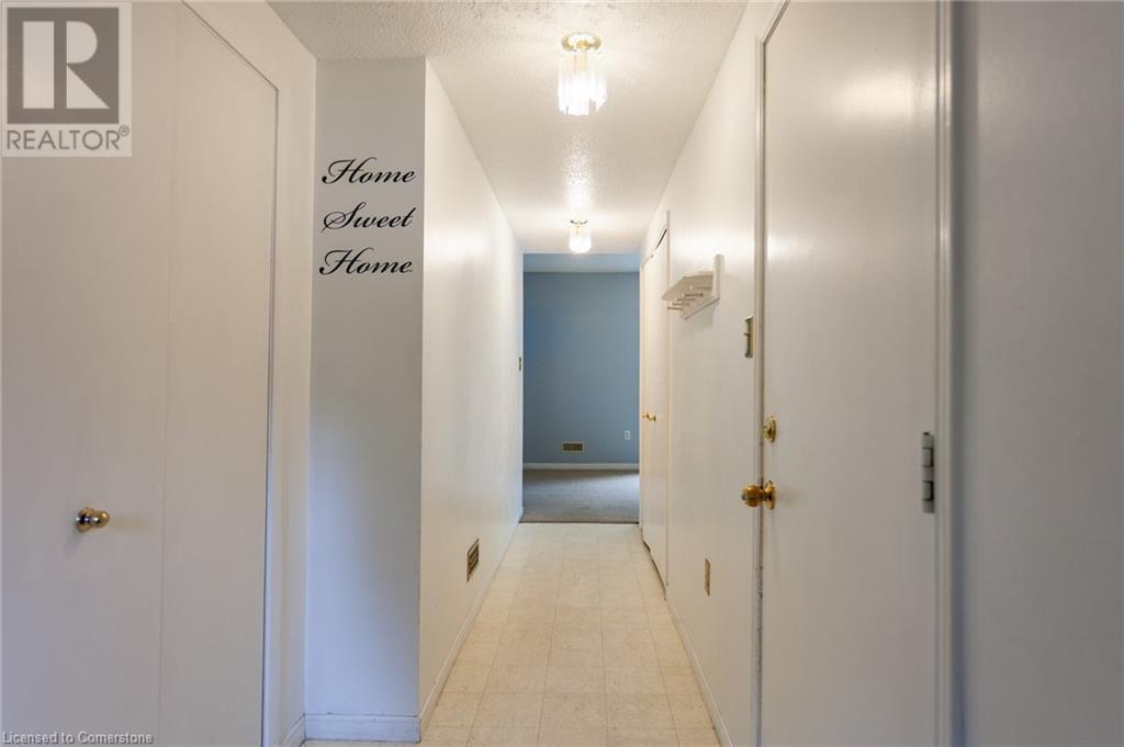 Photo 24 of 35 for 1990 Wavell Street Unit# 25