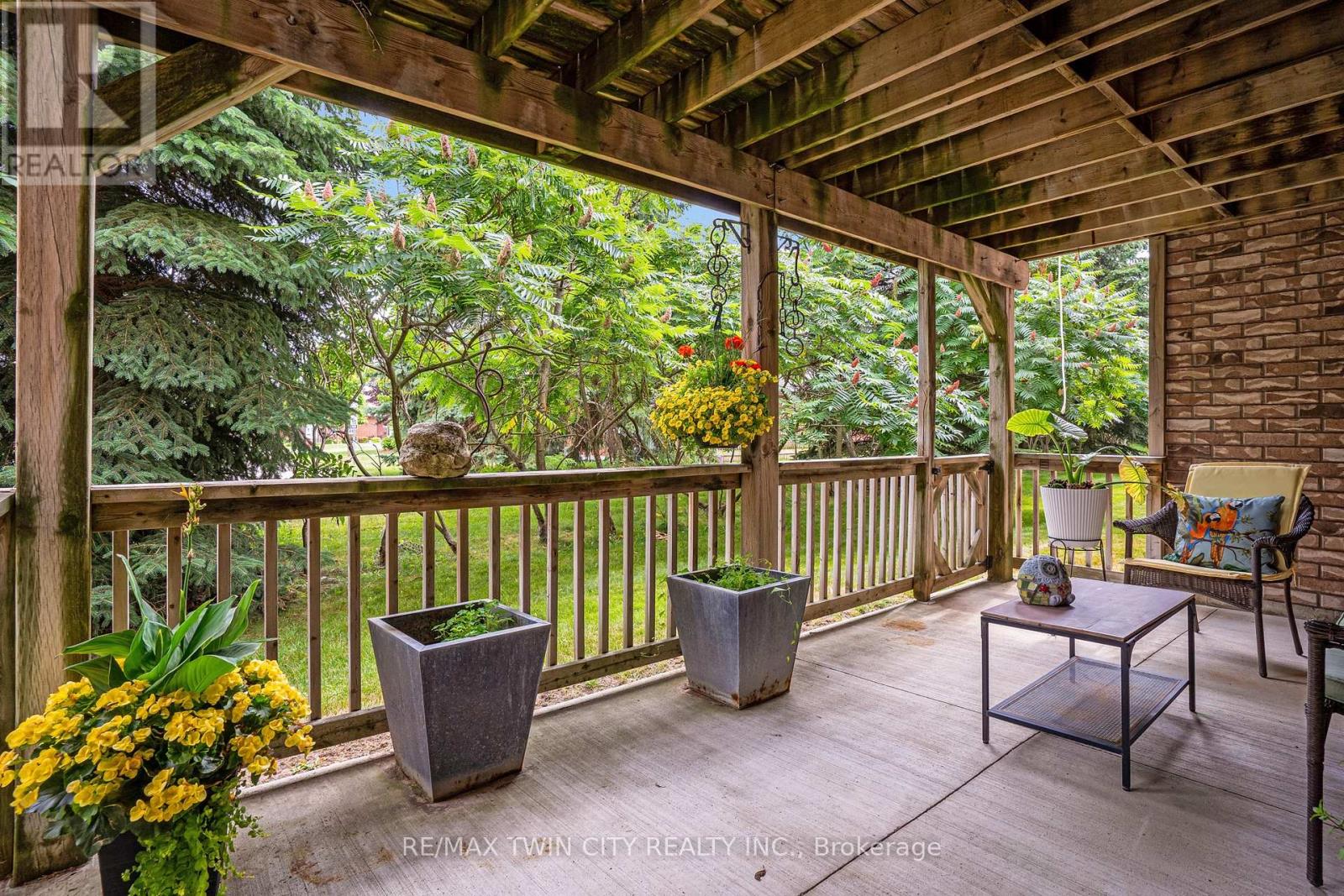 Property at 46 - 20 ISHERWOOD AVENUE image 3