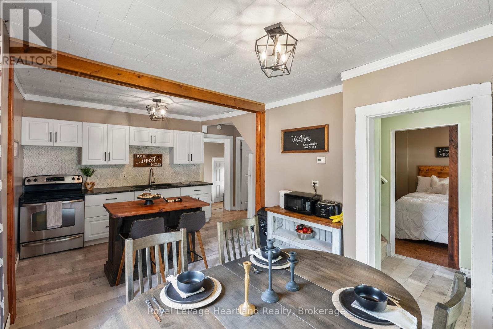 33 Allan Street, Minto, Ontario  N0G 1M0 - Photo 13 - X12232020
