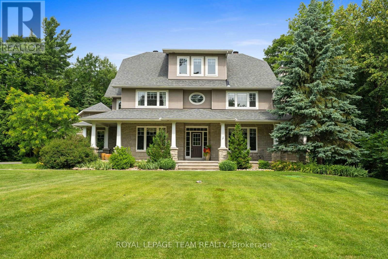 Property at 38 ROYCROFT WAY image 2
