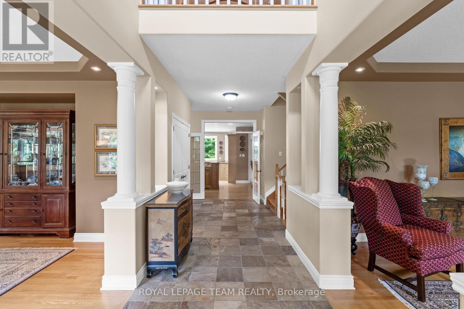 Property at 38 ROYCROFT WAY image 5