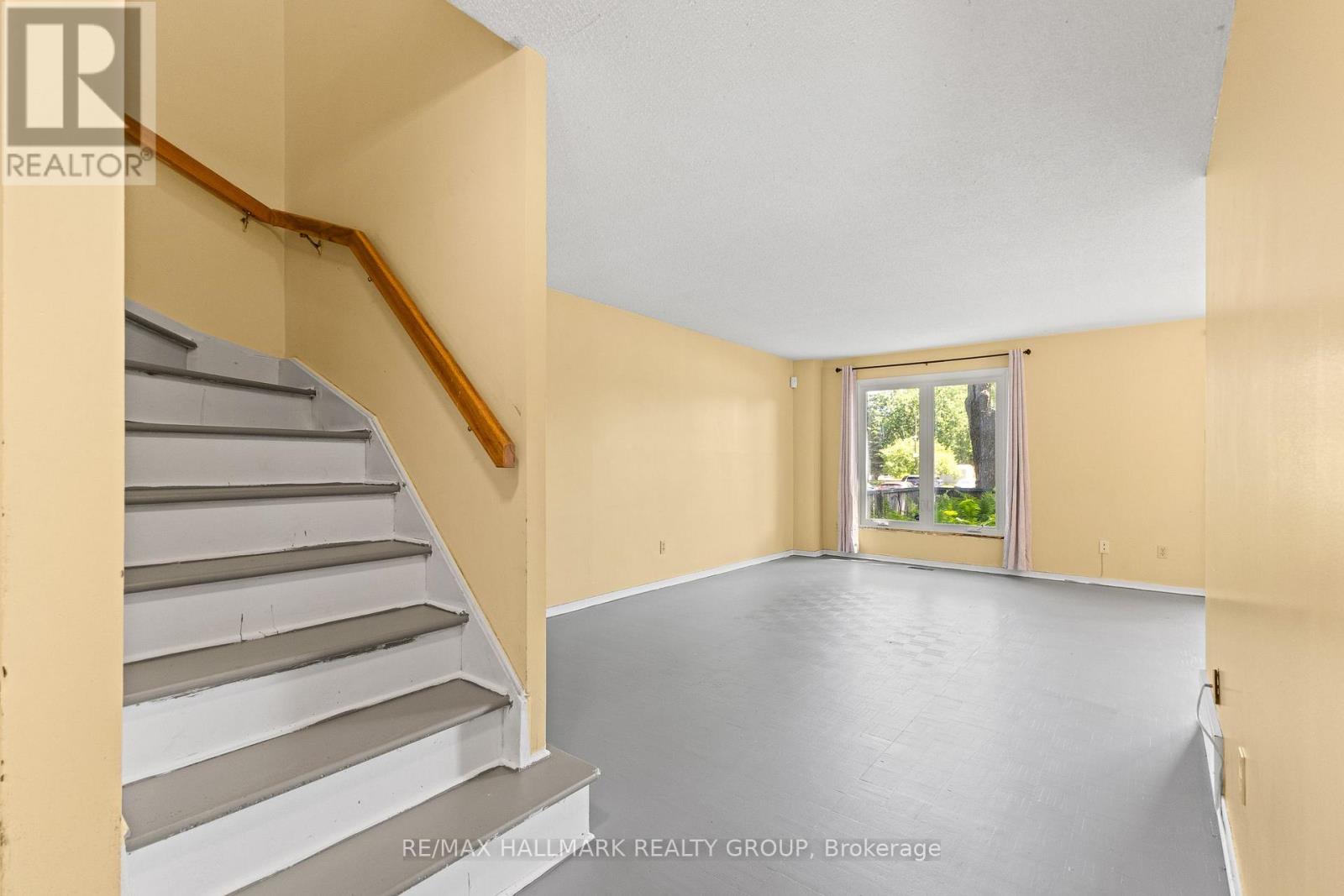 Property at 55 RIVER GARDEN PRIVATE image 5