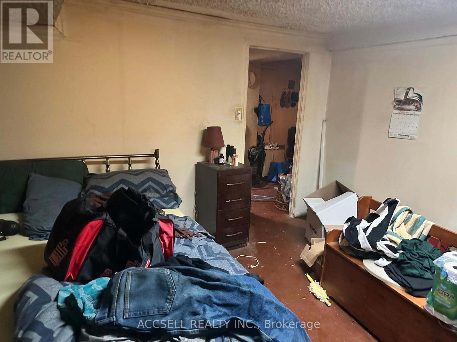 1122 Aldea Avenue, Ottawa, Ontario K1H 8C2 - Photo 19 - X12276110