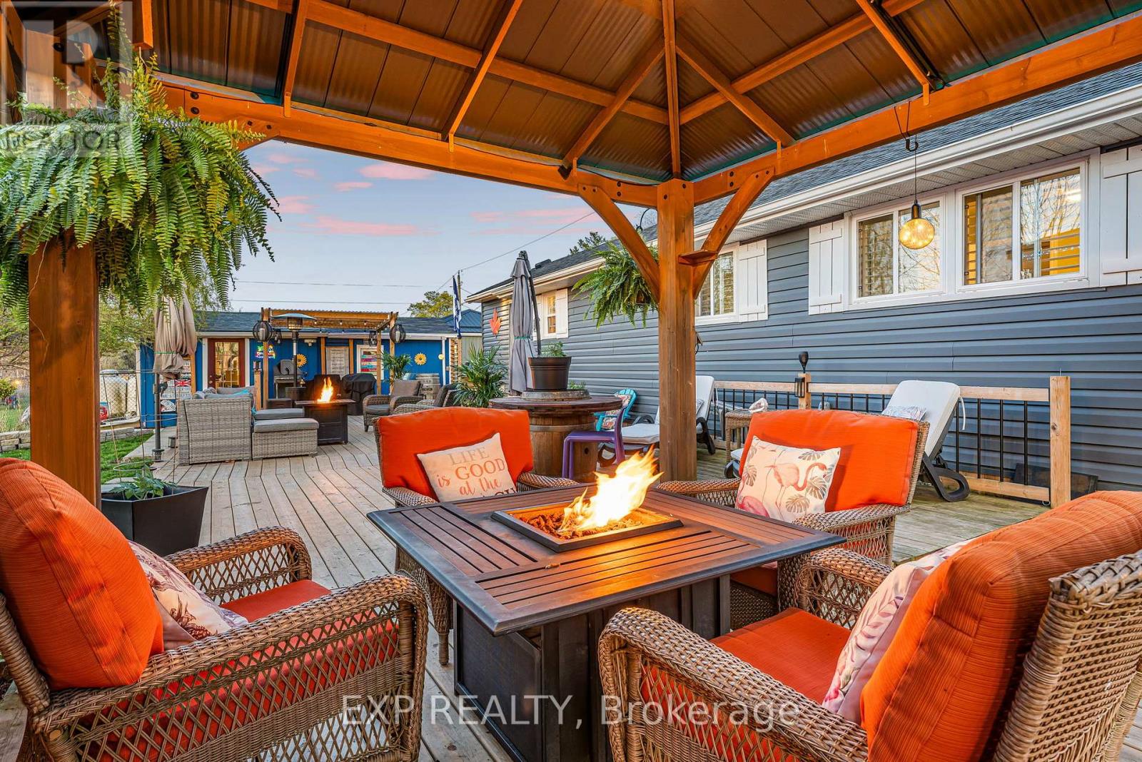 Property at 2011 LAKESHORE ROAD image 4