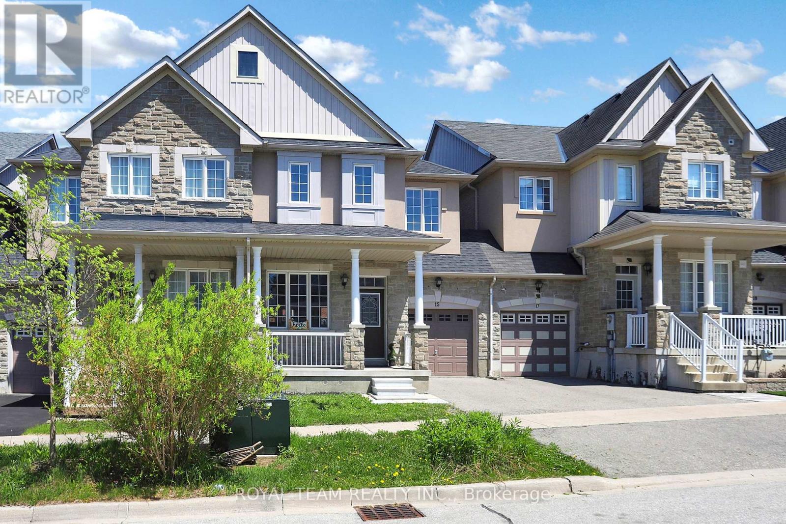 Property at 15 BOND LAKE PARK STREET image 2
