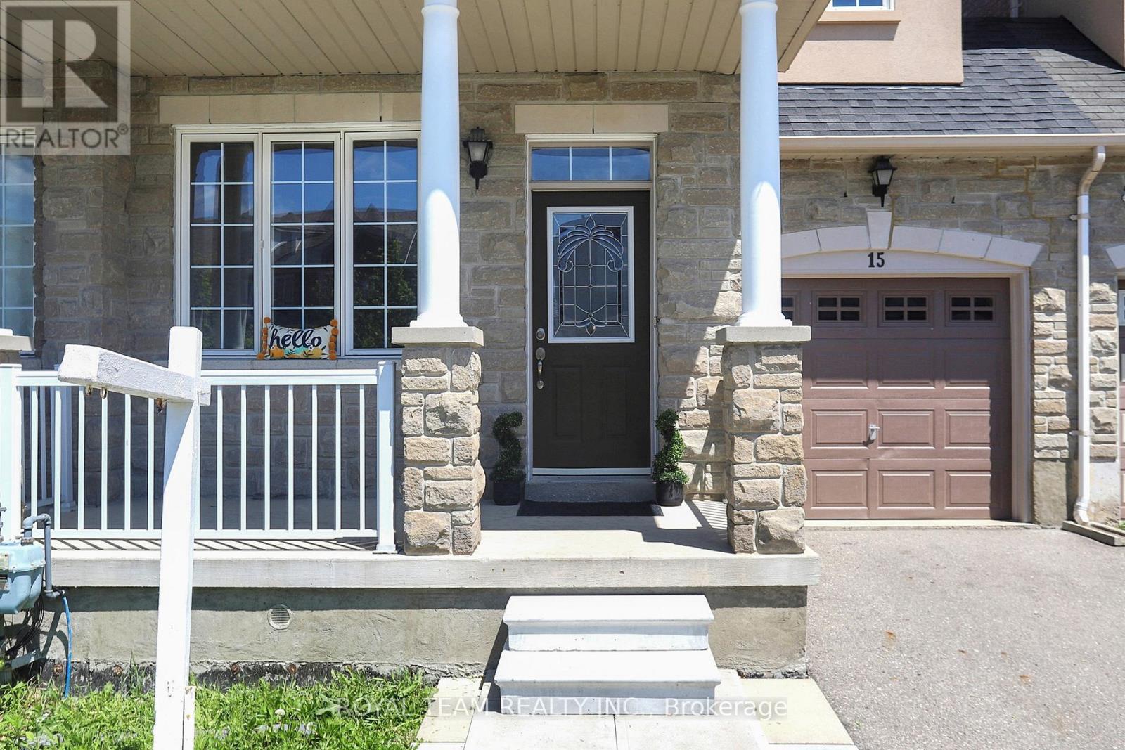 Property at 15 BOND LAKE PARK STREET image 4
