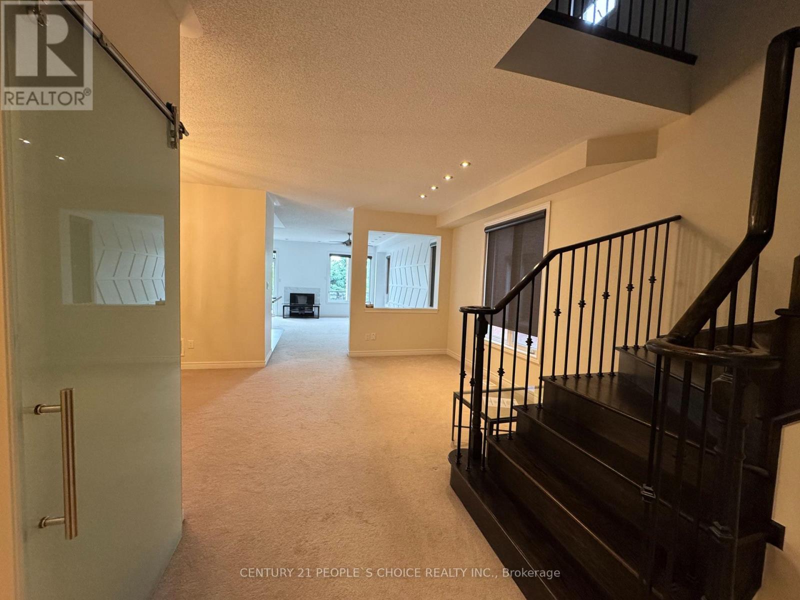 Property at 22 WESTOWANIS DRIVE image 4